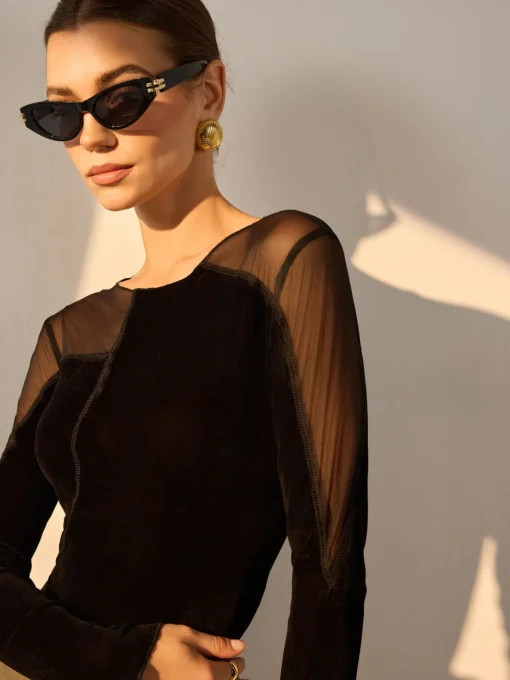 COMMENSE T-shirts^Asymmetrical Mesh-Detail Velvet Top Black