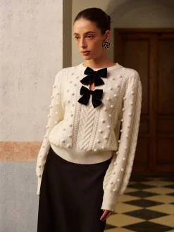 COMMENSE Knitwear|Tops^Bow Front Knit Ball-Decor Sweater White