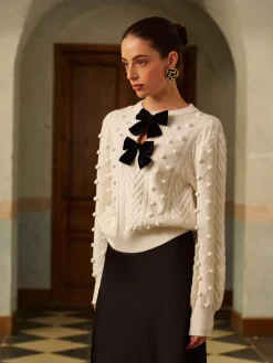 COMMENSE Knitwear|Tops^Bow Front Knit Ball-Decor Sweater White