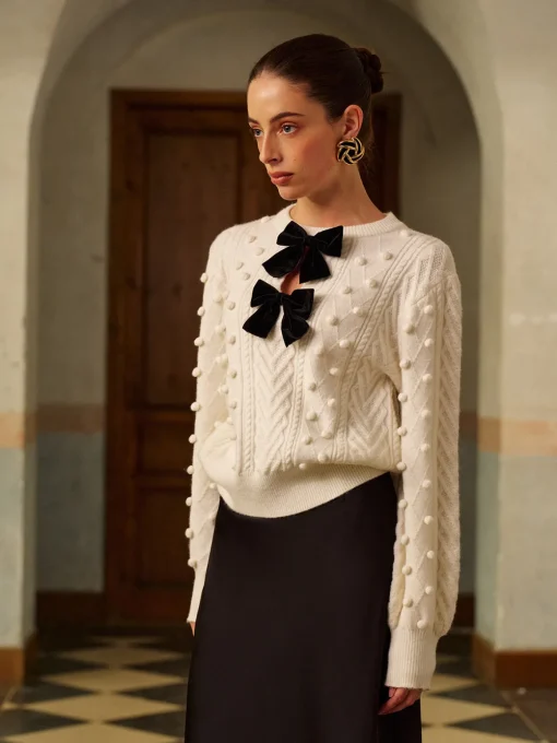 COMMENSE Knitwear|Tops^Bow Front Knit Ball-Decor Sweater White