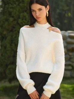 COMMENSE Knitwear|Tops^Cold-Shoulder Choker Shift Sweater Off-White