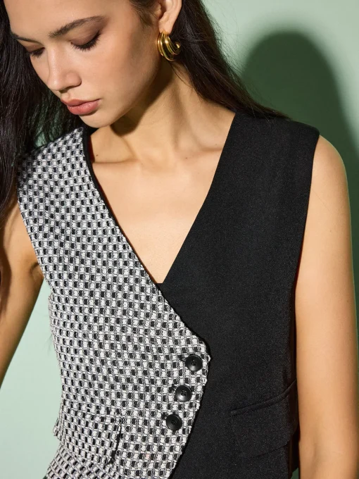 COMMENSE Vests|Outerwear^Color Block Criss Cross Button Vest Black
