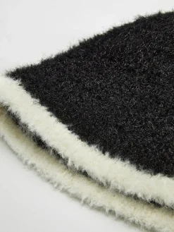 COMMENSE Hair Claws & Hats|Accessories^Contrast Trim Plush Bucket Hat Black