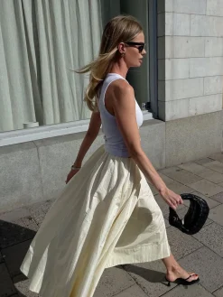 COMMENSE Skirts|Bottoms^Creamy Leisure Midi Skirt Apricot