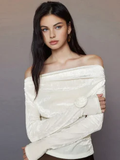 COMMENSE T-shirts^3D Flower Off-Shoulder Jersey Top White