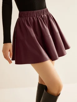 COMMENSE Skirts|Bottoms^Elastic Waist Pleated PU Leather Skirt Burgundy