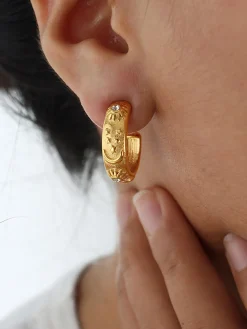 COMMENSE Earrings|Accessories^Embossed Pattern Zircon Hoop Earrings Gold