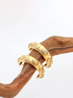 COMMENSE Earrings|Accessories^Embossed Pattern Zircon Hoop Earrings Gold