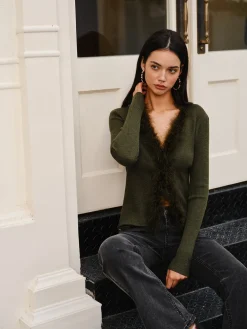 COMMENSE Sweater Tops|Sweaters & Cardigans^Feather Trim Wool-Blend Slim Sweater DarkGreen