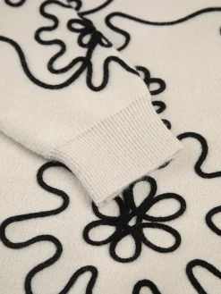 COMMENSE Sweater Tops|Sweaters & Cardigans^Knit Floral Oversized Sweater White