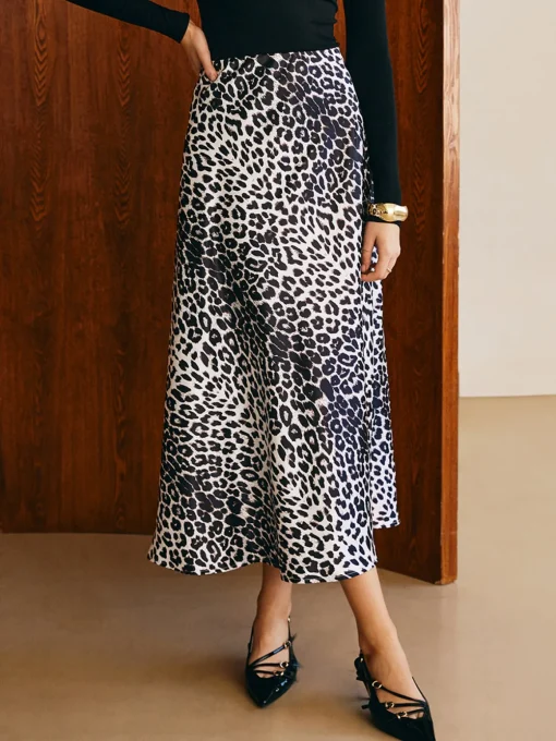 COMMENSE Skirts|Bottoms^Leopard Printed Midi Skirt White