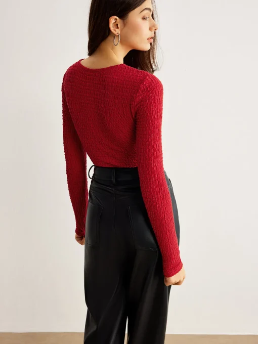 COMMENSE T-shirts|Tops^Metal O-Ring Cutout Plisse T-Shirt Red