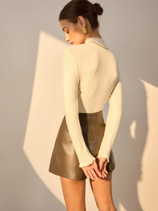COMMENSE Sweater Tops|Sweaters & Cardigans^Minimalist Lettuce Trim Mock Neck Knit Top Apricot