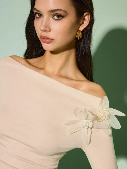 COMMENSE Tops^Off-Shoulder Asymmetrical Floral T-Shirt Apricot