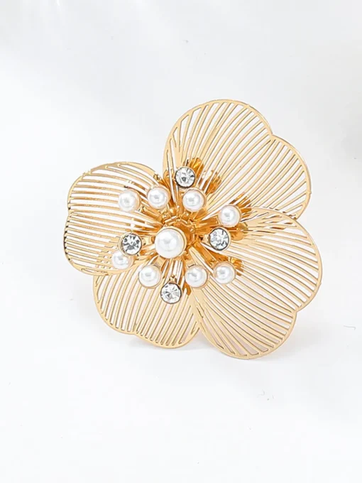 COMMENSE Earrings|Accessories^Pearl Etched Flower Earrings Gold