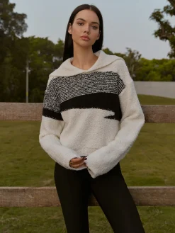 COMMENSE Knitwear|Tops^Sailor-Collar Color Block Short Sweater BlackandWhite