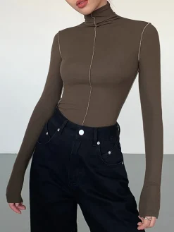 COMMENSE T-shirts|Knitwear^Slinky Turtleneck Contrast Trim Ribbed Knit Shirt Brown