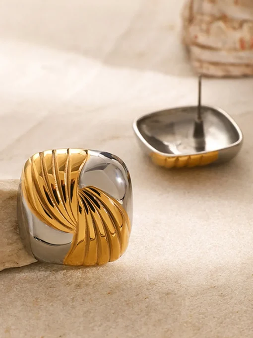 COMMENSE Earrings|Accessories^Two Tone Ripple Square Earrings Gold