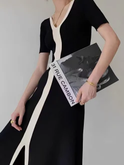 COMMENSE Black Dresses|Sweater Dresses^Two Tone V-Neck Knit Slit Midi Dress Black