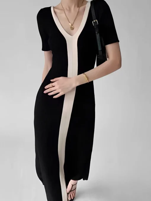 COMMENSE Black Dresses|Sweater Dresses^Two Tone V-Neck Knit Slit Midi Dress Black