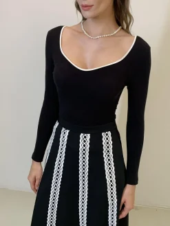 COMMENSE T-shirts|Tops^Velvet Sweetheart Bottoming Top Black