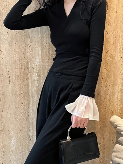 COMMENSE Blouses & Shirts|Tops^V-Neck Contrast Ruffle-Cuff Blouse Black