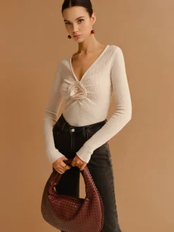 COMMENSE Tops^V-Neck 3D Flower Pleated Slim Blouse Off-White